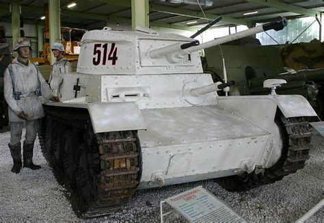 A LT vz. 38 designated as LTH the export version to Switzerland | Interwar period, Tank ...