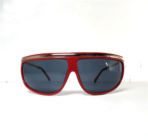 80s Vintage Red Sunglasses. Vintage sunglasses by DrVintage