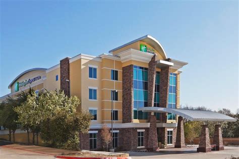 Holiday Inn Express & Suites North Dallas at Preston Hotel (Dallas (TX)) - Deals, Photos & Reviews