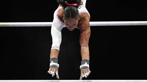 2022 OOFOS U.S. Gymnastics Championships: Shilese Jones honors dad, leads after Day 1 ...