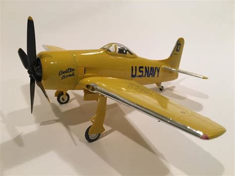 Hobbycraft 1/48 Grumman F8F Bearcat Blue Angels “Beetle Bomb” | iModeler