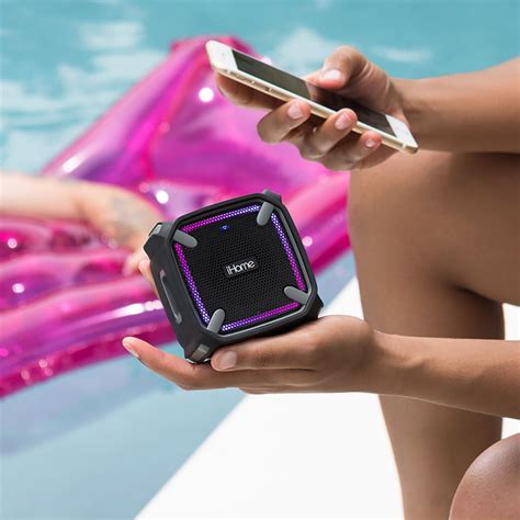 Waterproof Bluetooth Speaker with Color Changing Lights (iBT371BG)