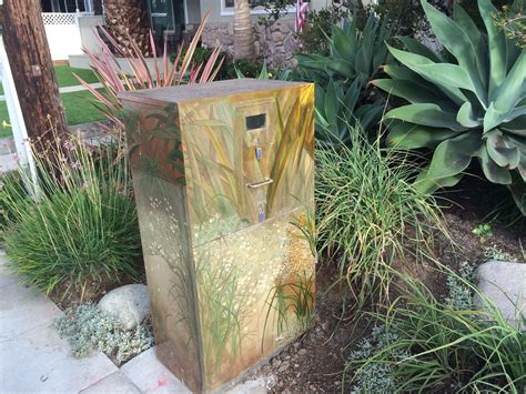 Landscaping Ideas To Cover Utility Boxes - Image to u