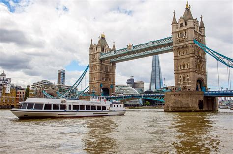 Thames River Sightseeing - iVisit