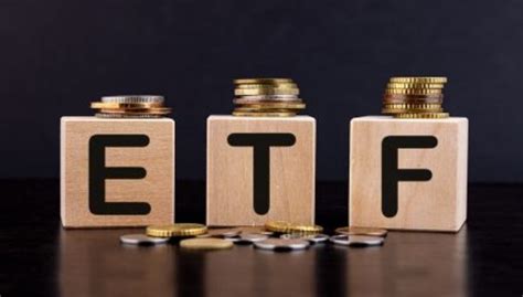 Why Not Both Passive and Active ETFs?