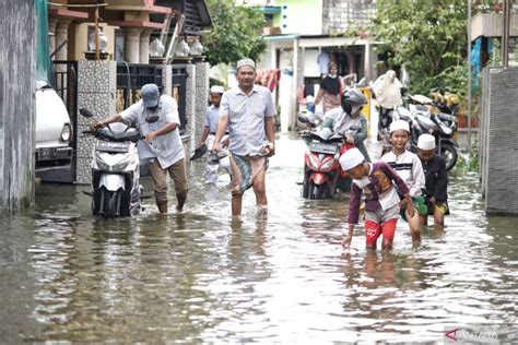 BNPB: Bencana di Indonesia didominasi banjir pada Januari-Oktober 2022 ...