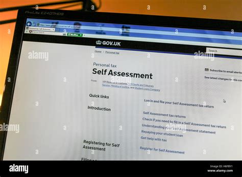 HMRC self assessment tax return web site page on screen Stock Photo - Alamy