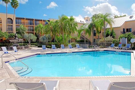 COURTYARD BY MARRIOTT BOYNTON BEACH $137 ($̶1̶8̶8̶) - Updated 2022 Prices & Hotel Reviews - FL