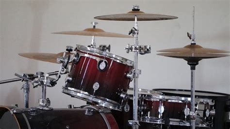 Drums Anatomy: Understanding the Parts of a Drum Kit - 42West