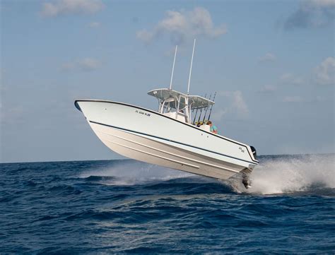 Fishing Boat Hull Designs - What's Best For You | BDOutdoors
