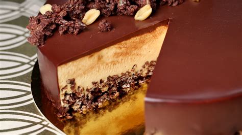 Peanut Butter Mousse Crunch Cake Recipe