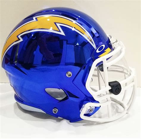 LA Chargers Helmets | Football helmets, Nfl football helmets, College ...