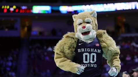 BYU's Mascot Cosmo Cougar Is A BEAST! | C101 | Klinger