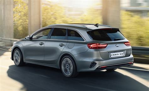 La Kia Ceed Sportswagon en troisième génération: la classe des compactes gagne en longueur - Kia ...