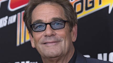Huey Lewis and the News cancel 2018 shows citing singer's hearing loss | Fox News