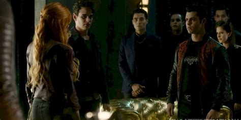 Clary and Simon and Raphael and jace | Shadowhunters, Shadowhunters tv series, Shadowhunters the ...