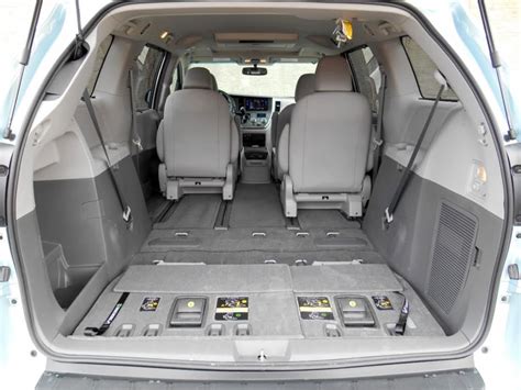 2002 Toyota Sienna Interior