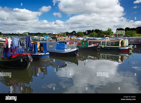 Ripon canal hi-res stock photography and images - Alamy