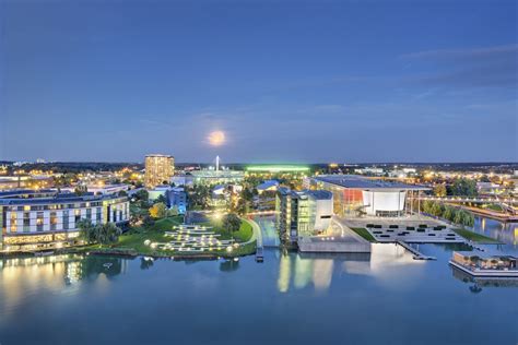 Inside the Autostadt, Volkswagen's Beautiful Theme Park for Car Lovers ...