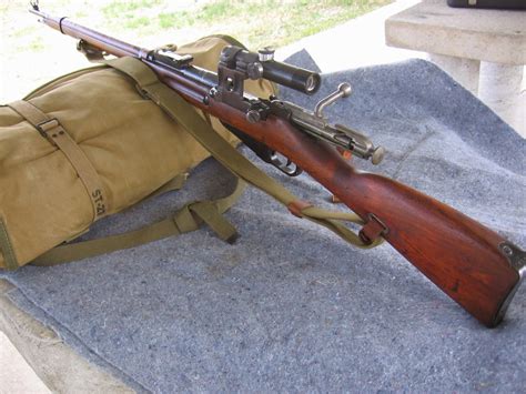 Old School Guns: Shooting the Mosin Nagant M91-30 Sniper Rifle