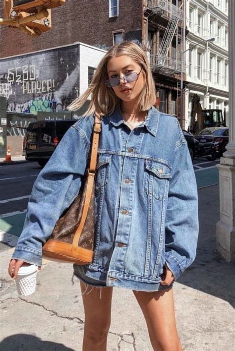 oversized jean jacket outfit ideas - Georgianna Pritchett