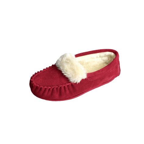 Wide Width Slippers for Women | Penningtons Canada