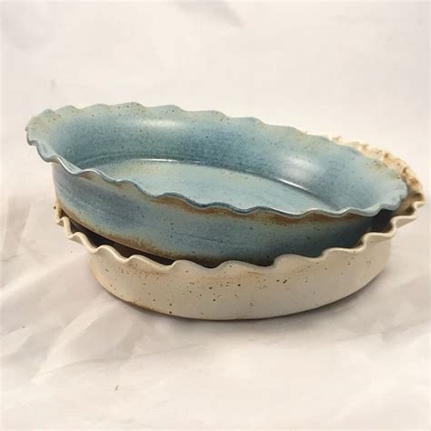 Hand made ceramic pie dish. Summer is here! Present your delicious pie in style with these fine ...