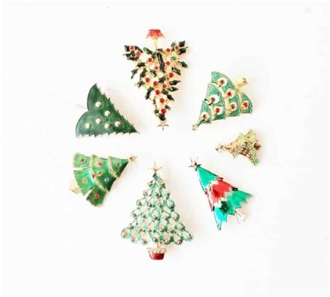 Collecting Vintage Christmas Tree Pins • Adirondack Girl @ Heart