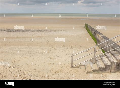 Steps to the Beach, Minnis Bay, Birchington, Thanet, Kent, UK Stock Photo - Alamy