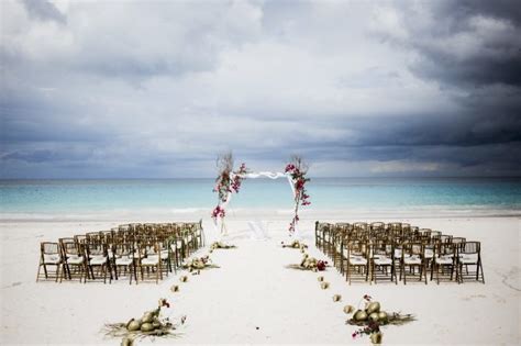 Harbour Island Wedding in the Bahamas