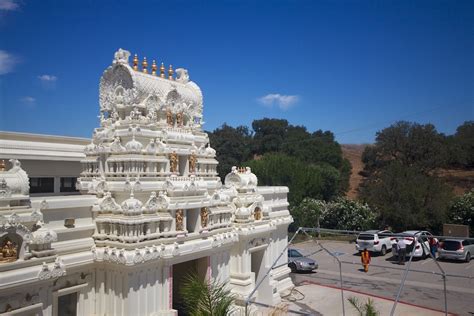 Malibu Hindu Temple: Largest on the West Coast | California Through My Lens