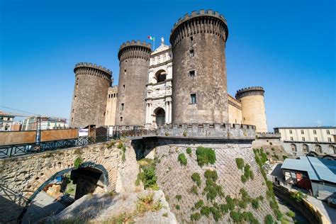 13 Breathtaking Medieval Castles in Europe to Visit | Celebrity Cruises