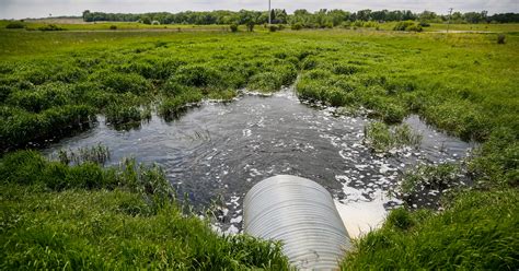 Farm Bureau group moves closer to backing water quality funding