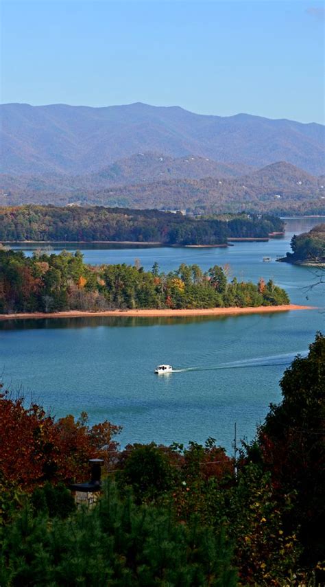 Hiawassee, Georgia....Lake Chatuge I grew up here skiing and fishing. | Georgia travel, Places ...