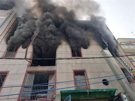 Fire breaks out at Delhi's Narela industrial area; 2 dead, 18 rescued