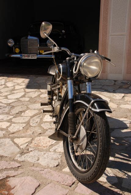 Completely restaurated BMW R25 from 1950