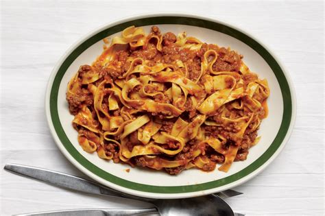 Classic Ragu Bolognese recipe | Epicurious.com