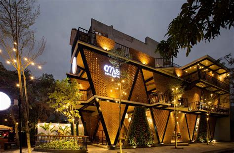 Gallery of MƯA Coffee Shop / 85 Design - 8 | Restaurant exterior design, Cafe interior design ...