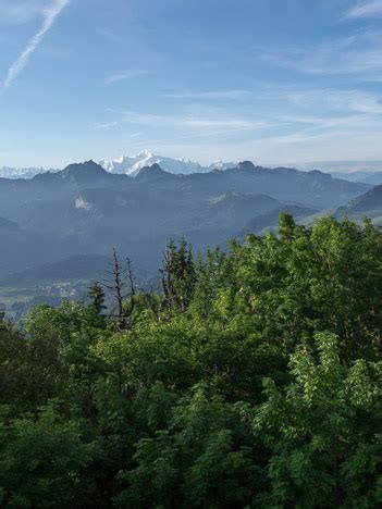 Le Mont Forchat, 1539m - Sentiers de randonnée en pleine Nature