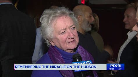 ‘Miracle on the Hudson’: Passengers gather for 10th anniversary reunion