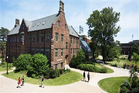 Mount Allison University Ranking – CollegeLearners.com