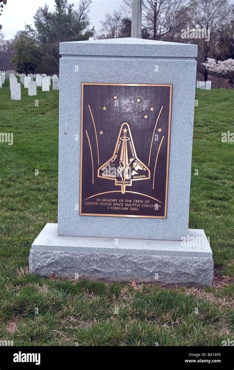 Memorial Grave of the crew of Space Shuttle Challenger at Arlington National Cemetery ...