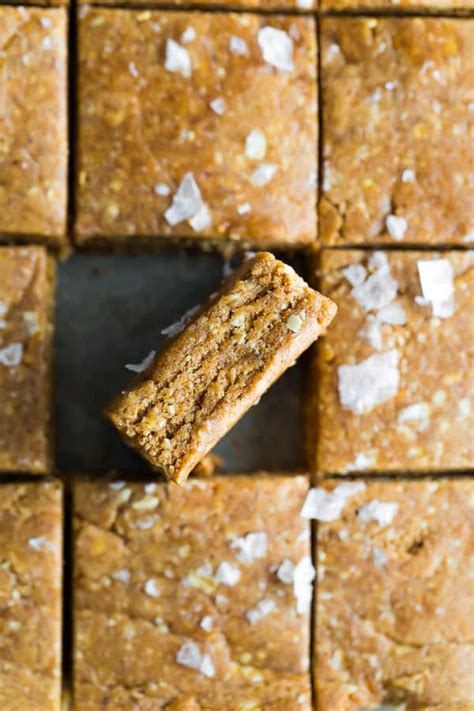 Easy Homemade Protein Bars (no bake) | Sweet Peas & Saffron