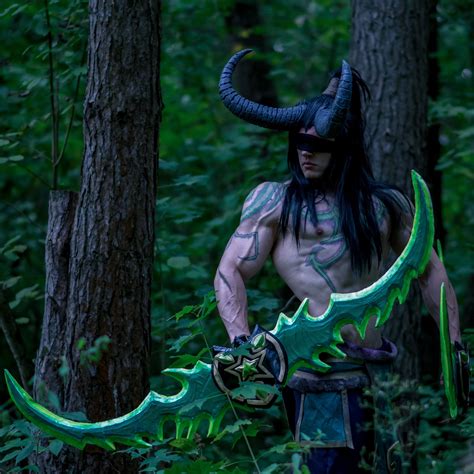 Illidan Costume