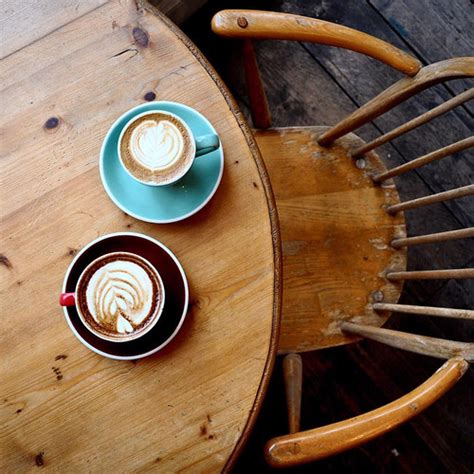 arts crafts coffee table - Credit to https://coffee-rank.c… | Flickr