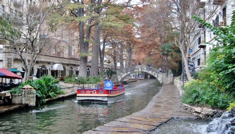 Top 10 Places to Visit in San Antonio Tx: River Walk