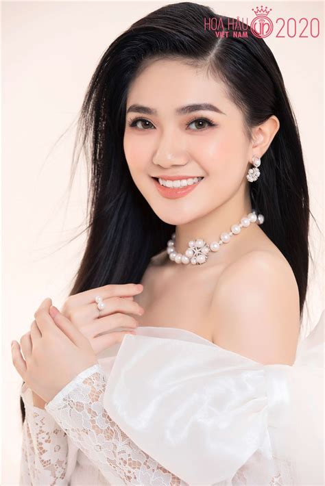 Thí sinh nổi bật tại Hoa hậu Việt Nam: Đẹp chuẩn hoa hậu, thích đọc sách