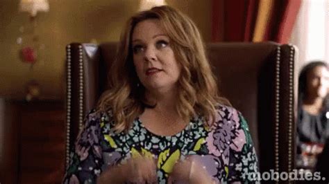 Heart You GIF - LoveYou MelissMcCarthy Heart - Discover & Share GIFs