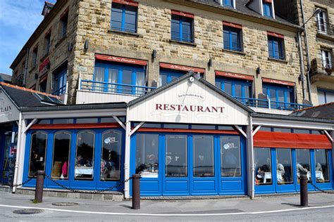 Exploring Oyster Beds & Eating Fruits de Mer in Cancale, Brittany ...