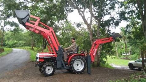 18 HP Essey 255 Kg Mini Tractor Backhoe Loader at Rs 450000 in Nashik ...